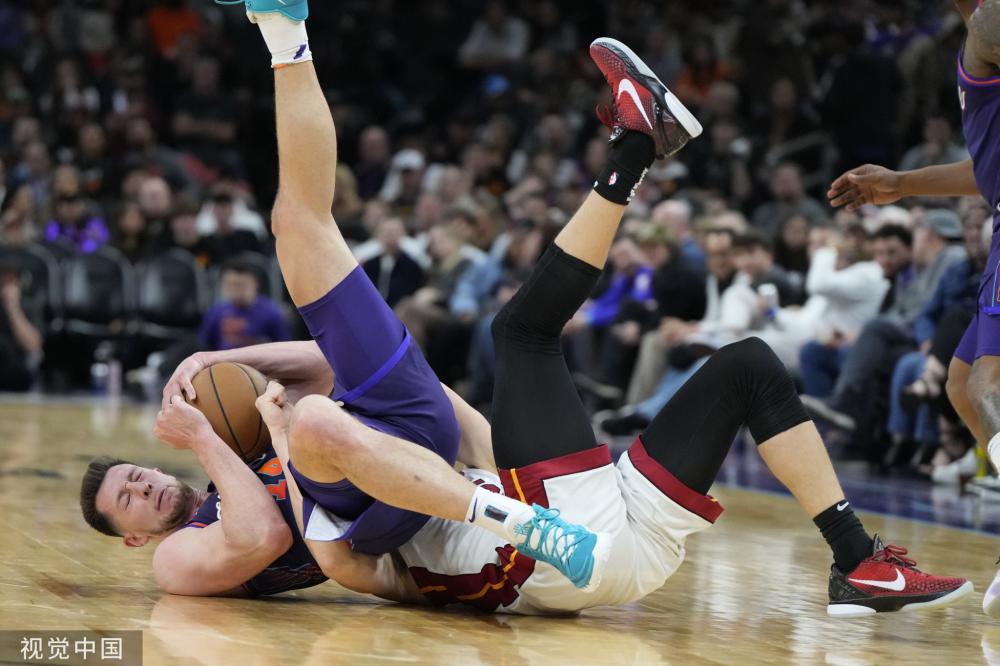 引起了巨大 引起了巨大